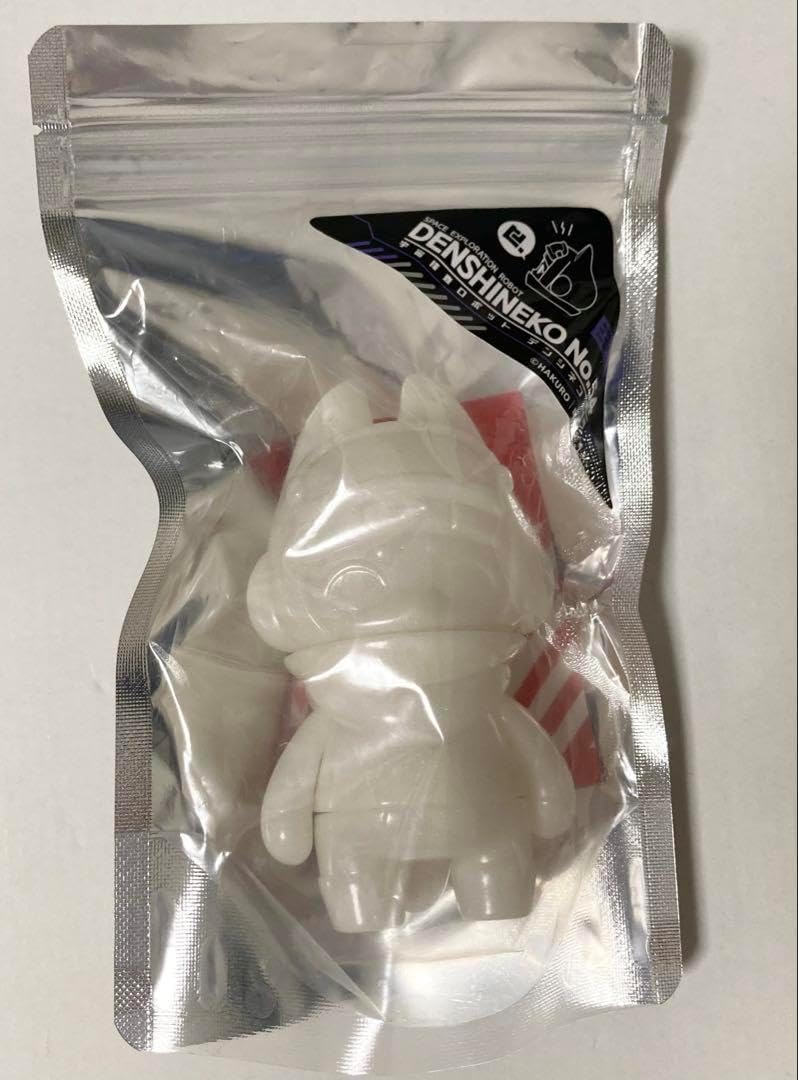 デンシネコ54号 乳白パールホワイト 素体 ソフビ 日ノ元重工 デンシネコ54号 乳白パールホワイト 素体 ソフビ 日ノ元重工 日ノ元